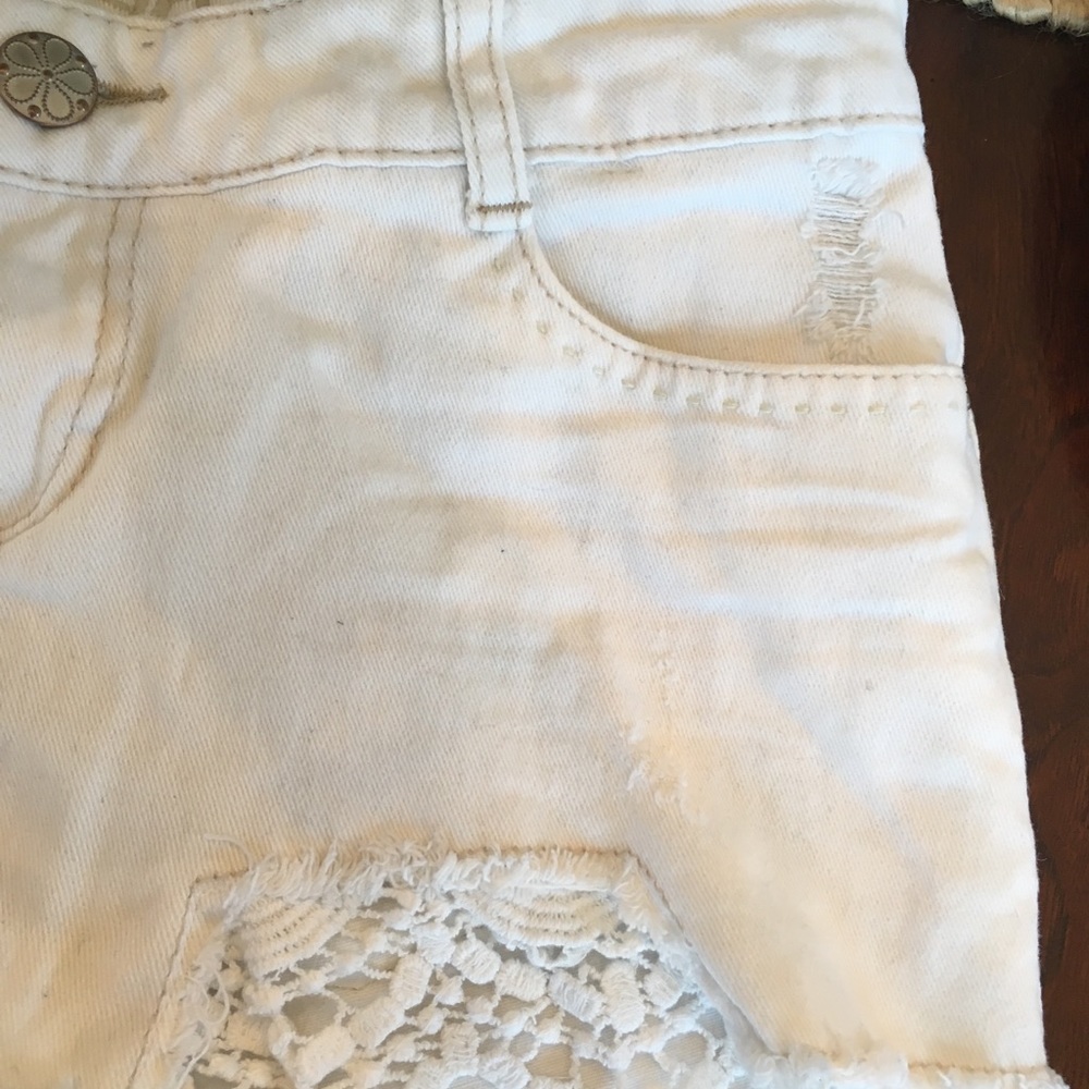 Hippie Laundry JEAN shorts White - Picture 3 of 5